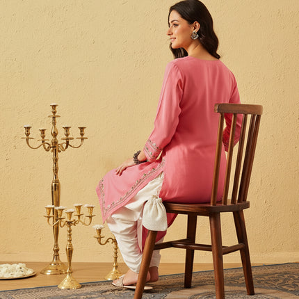 Qazmi Women's Mahsa Kashmiri Aari Work Peach Straight Kurta