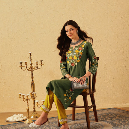 Qazmi Women's Zaynab Kashmiri Aari Work Cotton Linen Olive Green Kurta