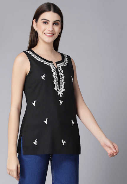 Laiba Aari Embriodered Sleevless Kurti For Women