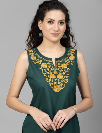 Green Sleeveless Aari Short Kurti For Women