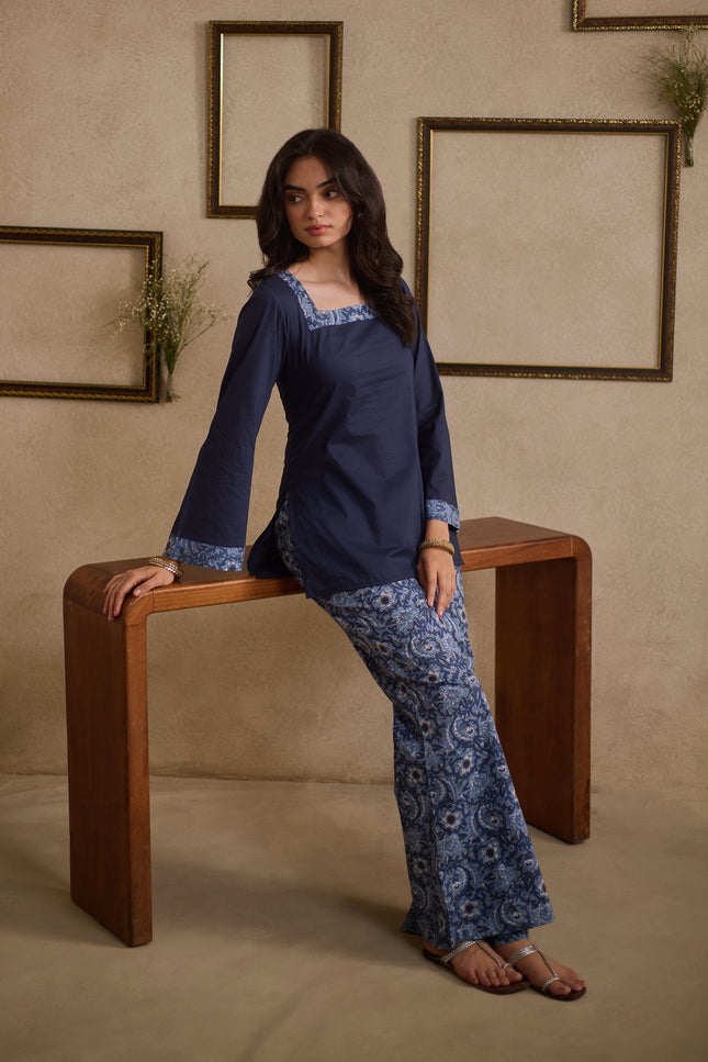 Jia Navy Blue pure cotton kurti with floral-printed flared pants, image 2