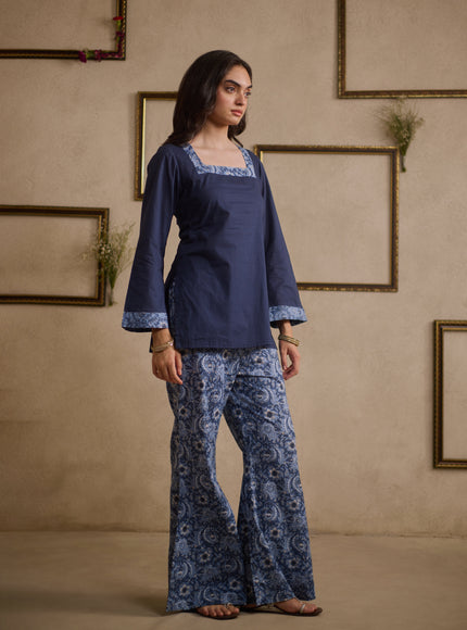Jia Navy Blue pure cotton kurti with floral-printed flared pants, image 3