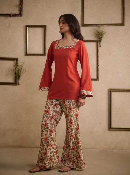 Jia Rust Orange pure cotton kurti with floral-printed flared pants, image 2
