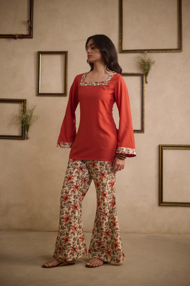 Jia Rust Orange pure cotton kurti with floral-printed flared pants, image 2