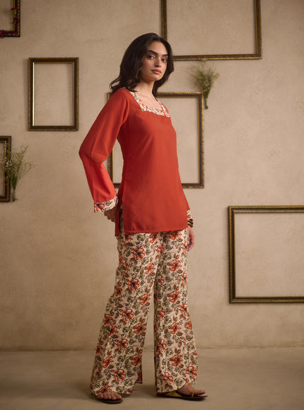 Jia Rust Orange pure cotton kurti with floral-printed flared pants, image 4